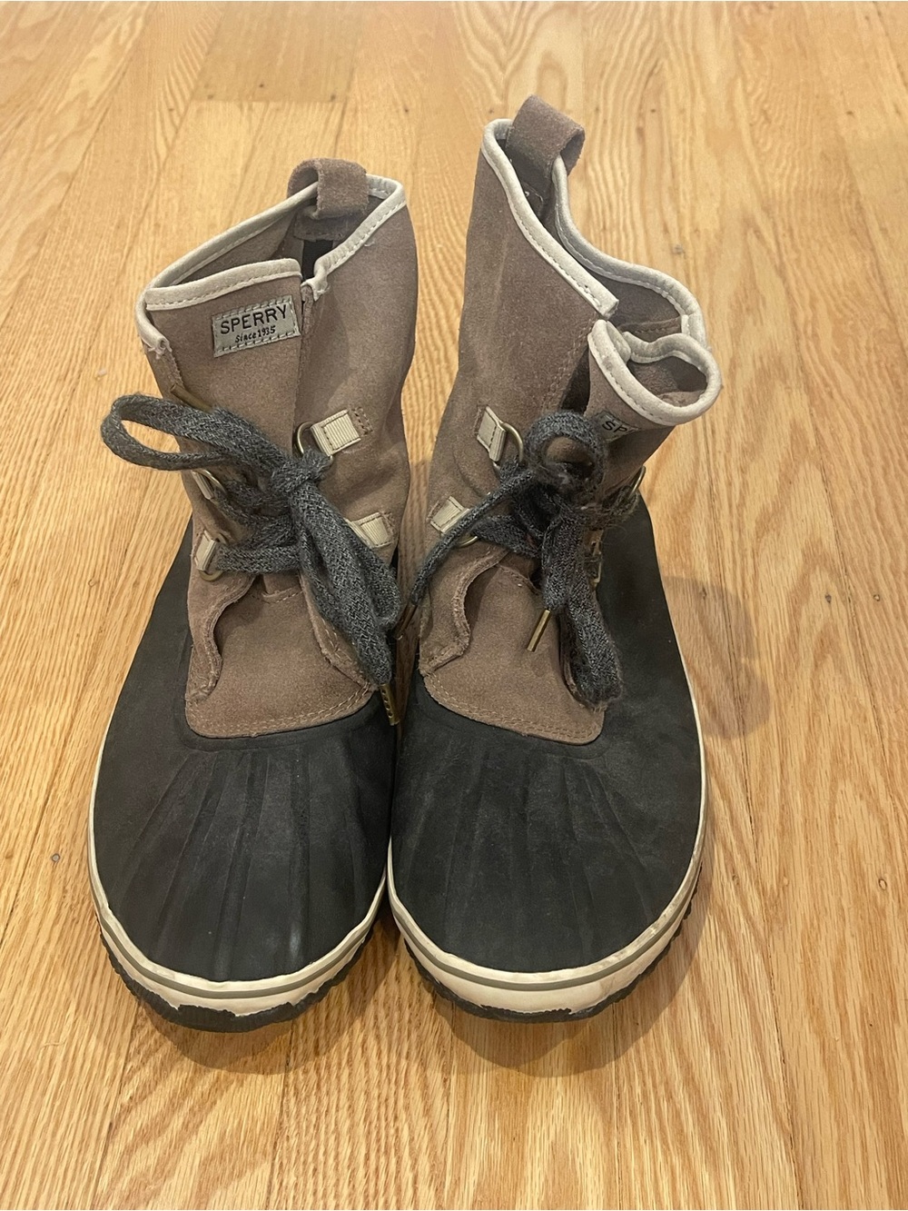 Women’s Sperry Boots Size 10